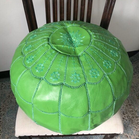 Green x large embroidered Moroccan handmade pouf - Picture 6 of 14